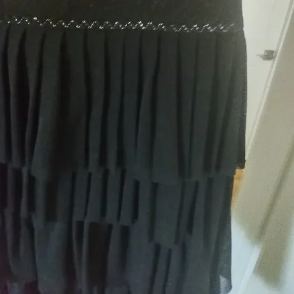 Fuzzi Pull-on Mesh Skirt Pleated Tiers Silver Accent Thread Stitching - MEDIUM - Picture 6 of 7